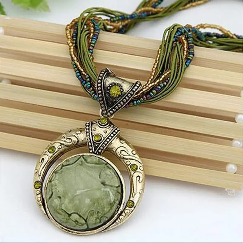 Gellina | Elegante Halskette mit Farb-Akzent