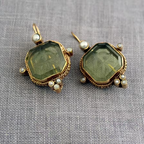 Elisa | Handgefertigte Vintage-Ohrringe mit edler Perle und Stein