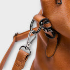 Léora. – Elegante Schultertasche