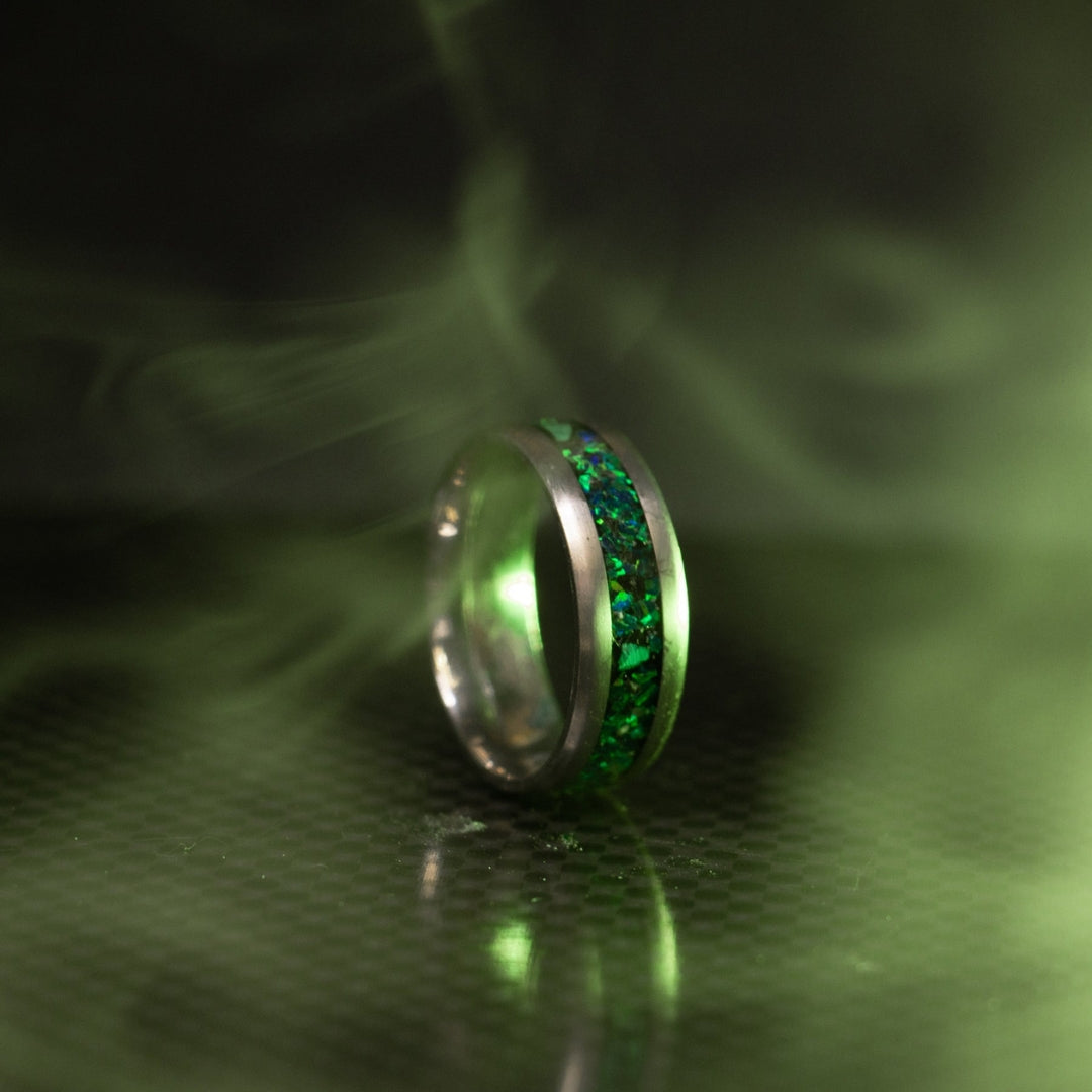 Antonius | Ring mit grünem Stein und starker Ausstrahlung