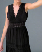 Zorhildis | Hochwertiges Sommerkleid mit floralem Design